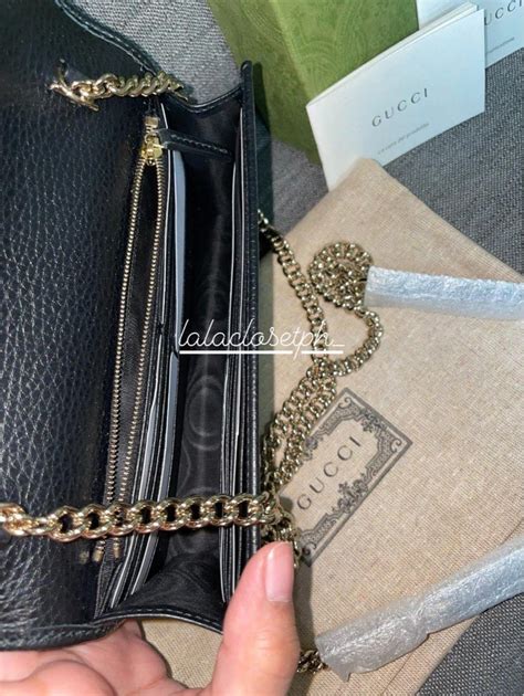 gucci interlocking chain wallet.